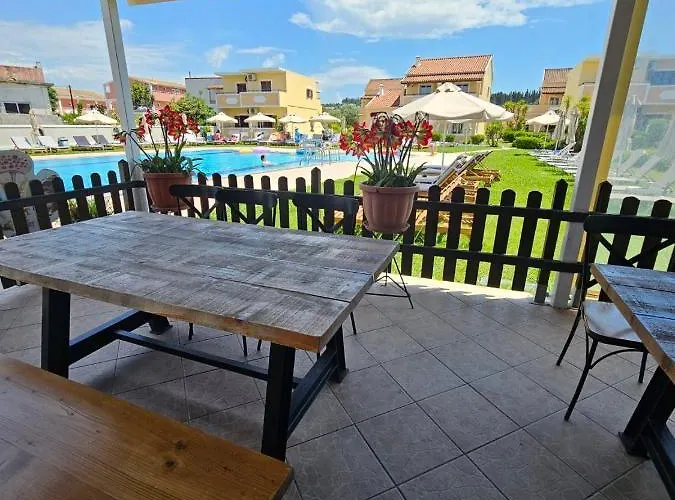 Tondoris Aparthotel Sidárion