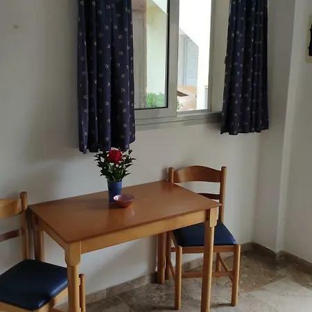 מלון דירות Tondoris